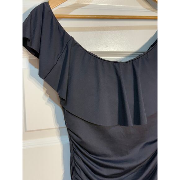 La Blanca Island Goddess Off Shoulder Ruffle One Piece Swimsuit, Women's Size 12 - Picture 5 of 7